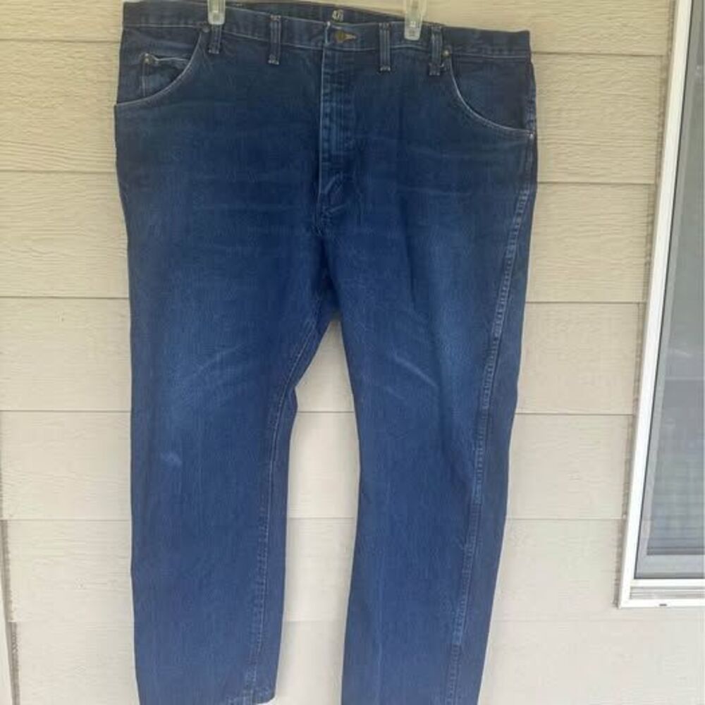 Wrangler 47MWZ Regular Fit Men’s Straight Leg Jeans 44x30 and 46x30 bundle of 2